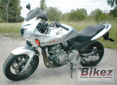 2001 Honda CB 600 S Hornet photo
